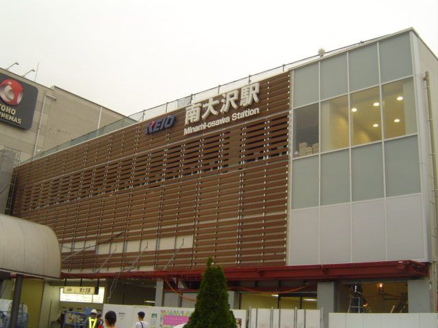 近くに施設あり