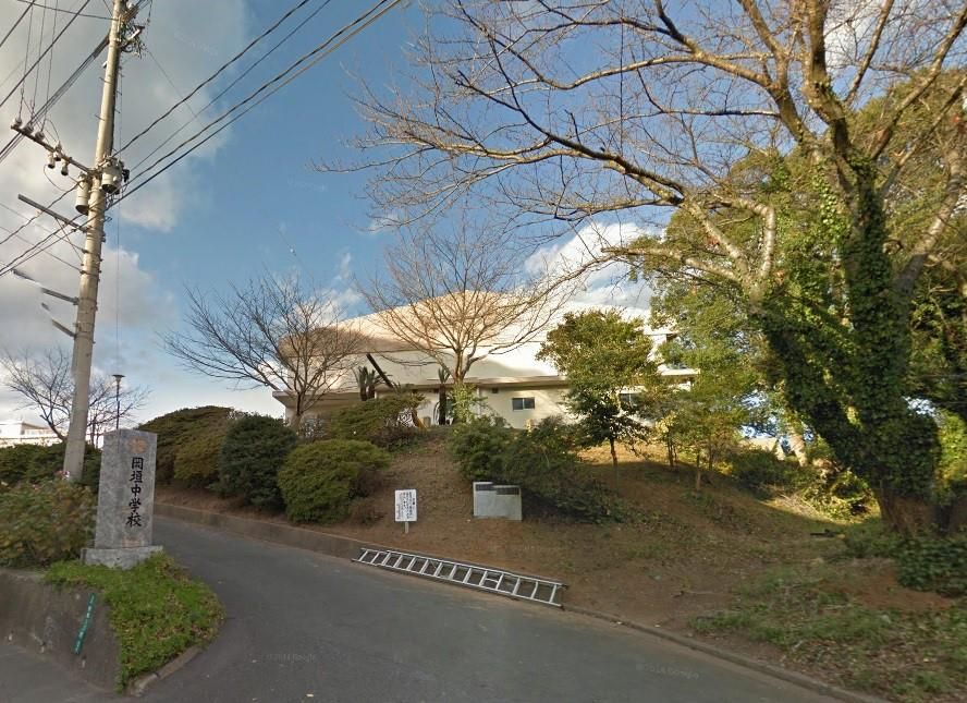 岡垣中学校(2100m)