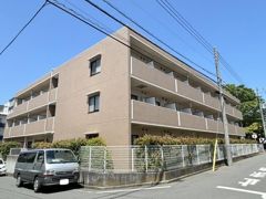 サウスィング上大岡の外観画像