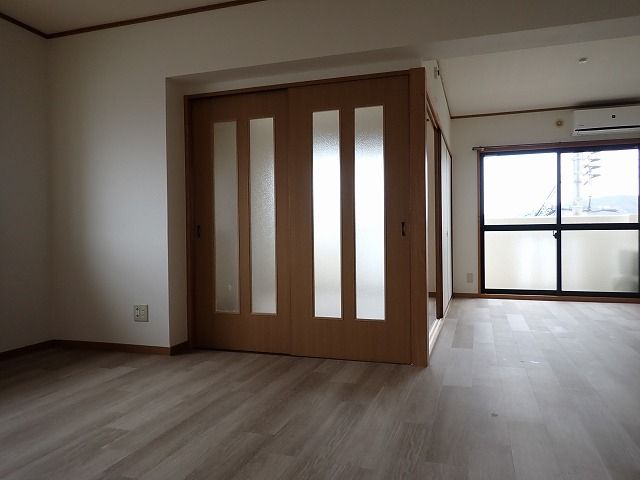 ベッドルーム