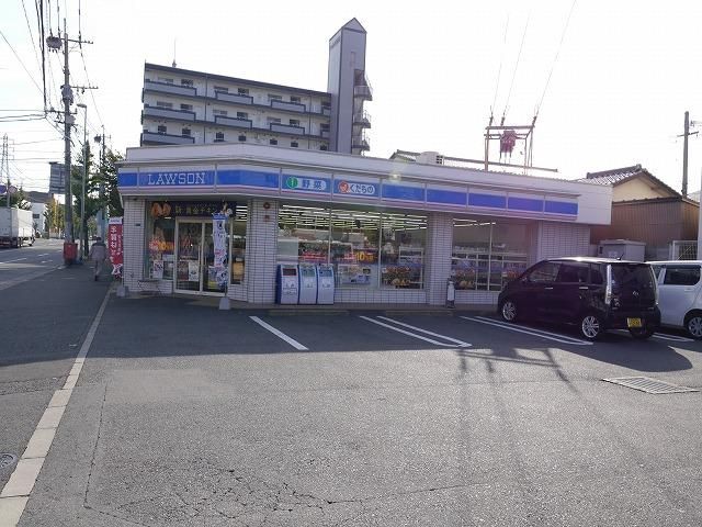 ローソン／小倉井掘三丁目店 (186m)