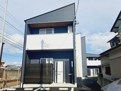 ボン・プレサージュ郡中の外観画像