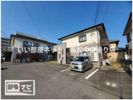 カレッジハイツ山地の外観