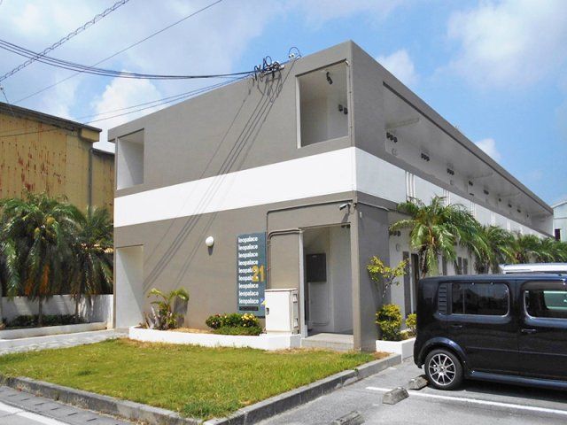 レオパレスフェニックス大里の外観画像