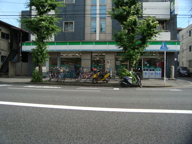 近くに施設あり