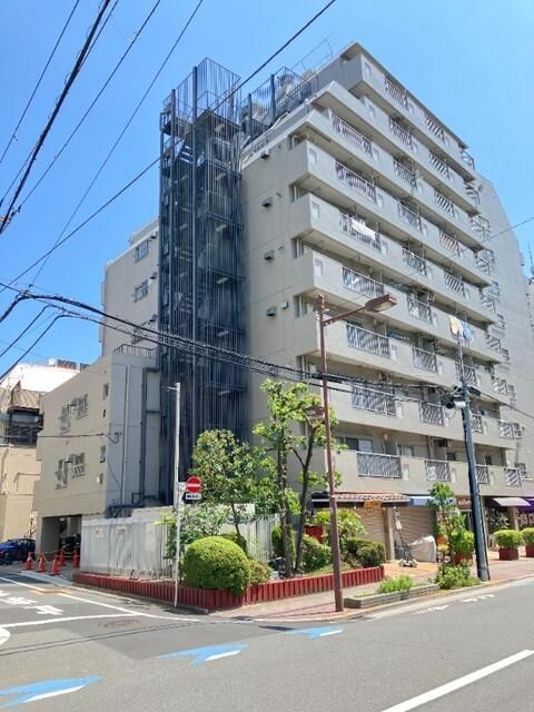 入谷松が谷マンションの外観画像