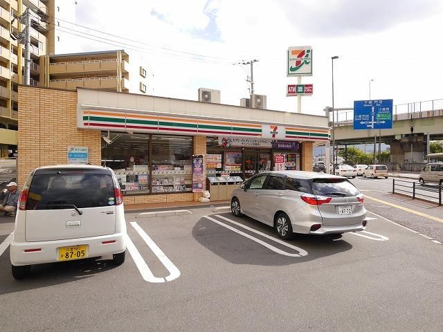 セブン‐イレブン/小倉木町店(276m)