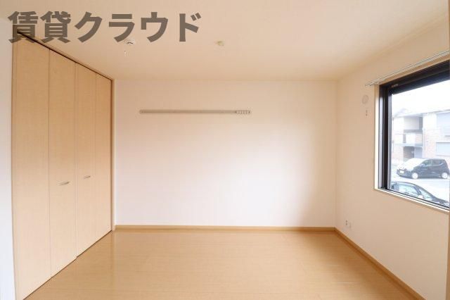 ベッドルーム
