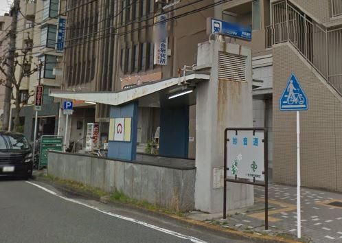 近くに施設あり