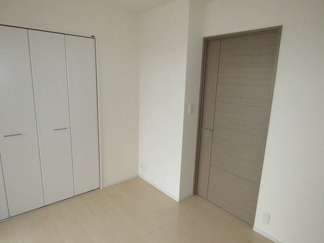 ベッドルーム