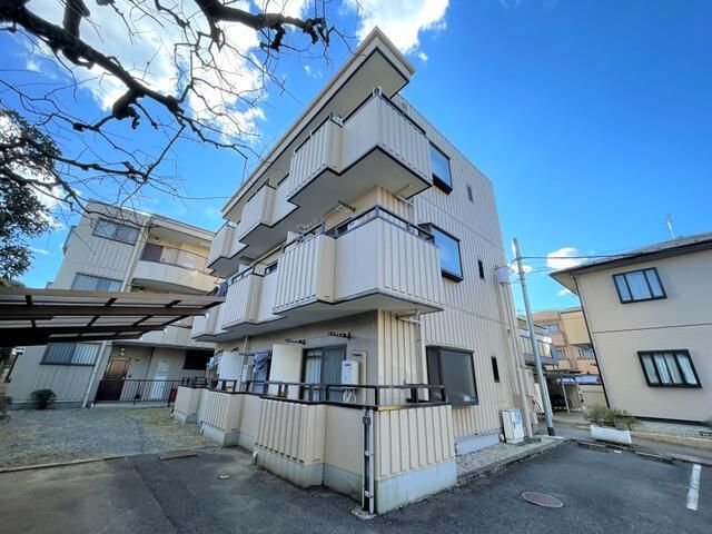 グランドール国立の外観画像