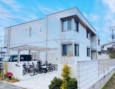 シュロス松縄の外観画像