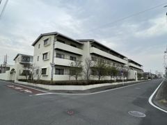 アゼリアハウスⅠの外観画像