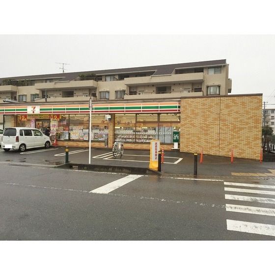 コンビニ「セブンイレブン海老名国分南店まで402m」