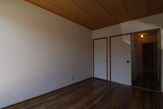 ベッドルーム