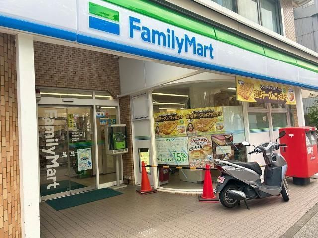 近くに施設あり