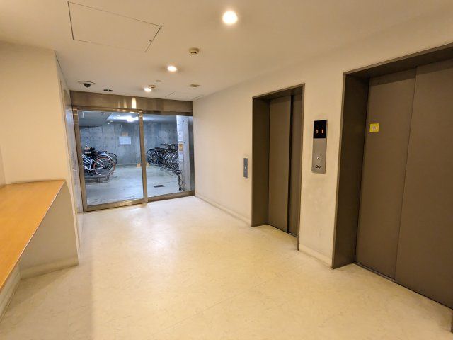ロビー