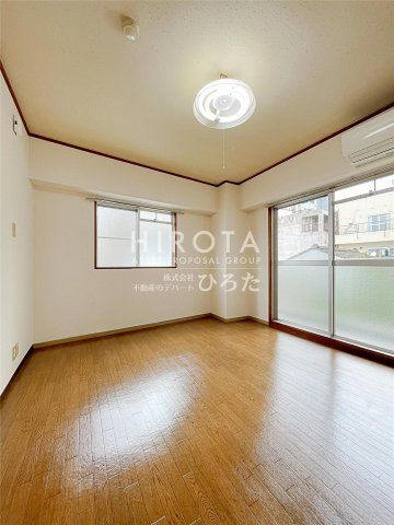 ファミリーマート/小倉紺屋町店 (130m)