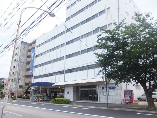 近くに施設あり