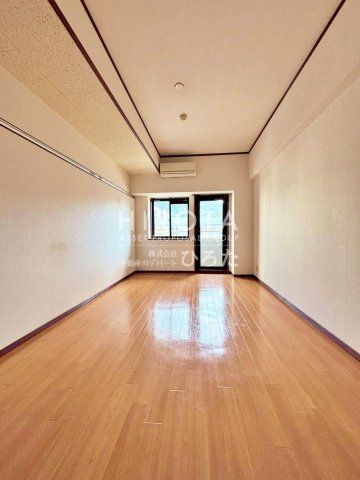 デイリーヤマザキ(260m)