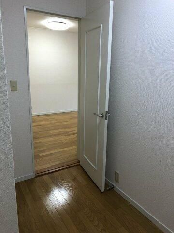 ベッドルーム