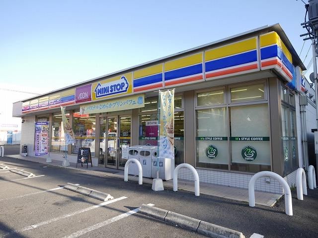 ミニストップ(650m)