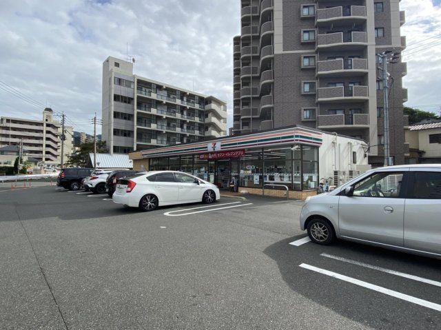 セブンイレブン門司東新町1丁目店(360m)