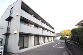 レオパレス泉の外観画像