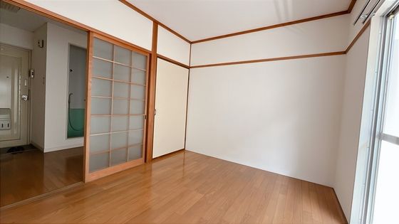 ベッドルーム
