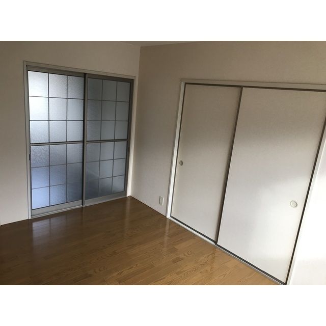 ベッドルーム