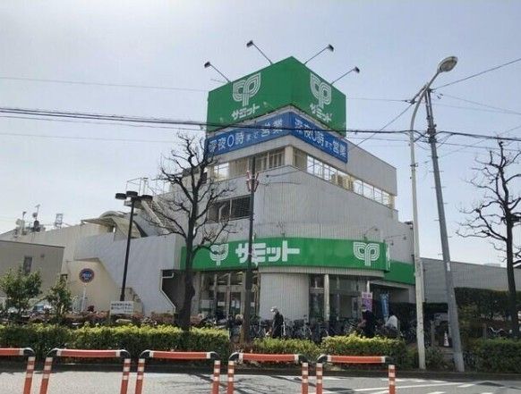 近くに施設あり