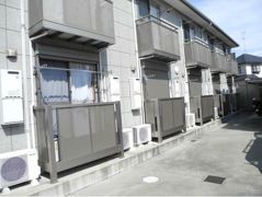 ロイヤルコモードの外観画像