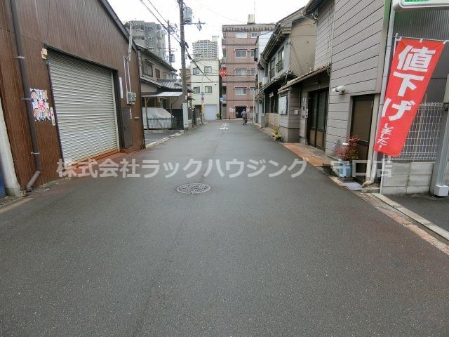 近くに施設あり