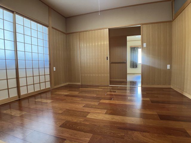 洋室