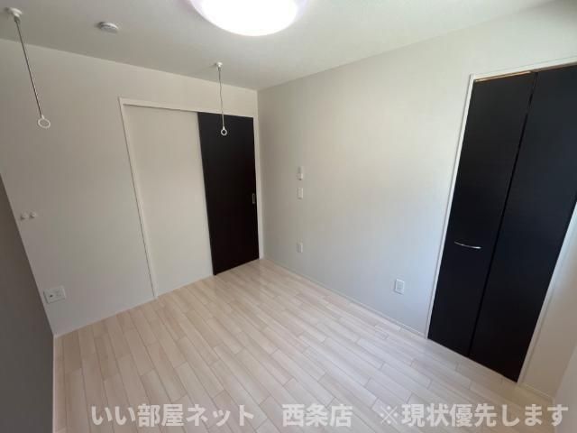 ベッドルーム