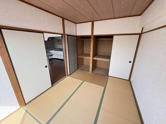 ベッドルーム