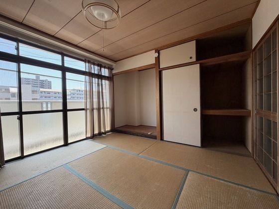 ベッドルーム