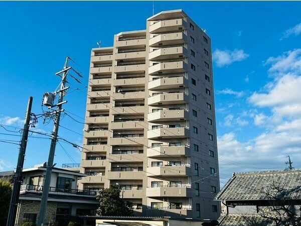 ヴィアーレマルフク南館の外観画像