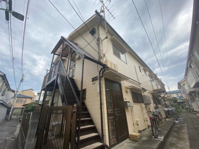 山仁ハイツの外観画像