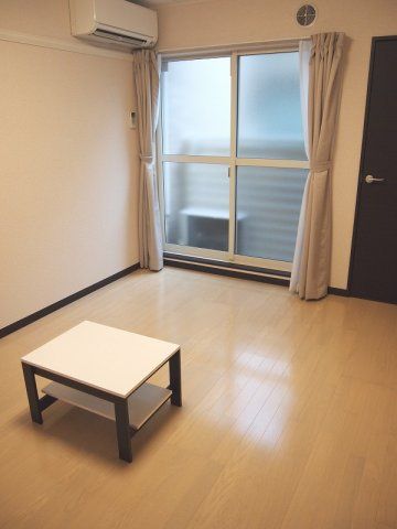 ベッドルーム