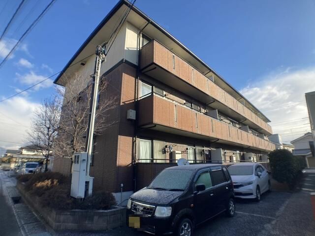石楠花ハイツの外観画像