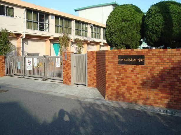 北九州市立折尾西小学校(800m)
