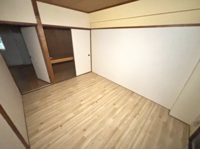 ベッドルーム