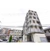 クレセント千里中央の外観