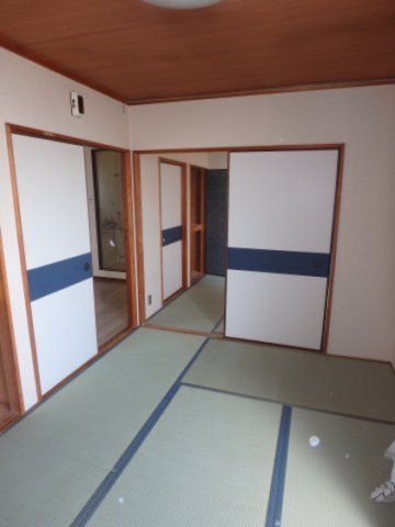 ベッドルーム