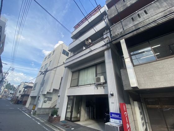 たけうちビルの外観画像