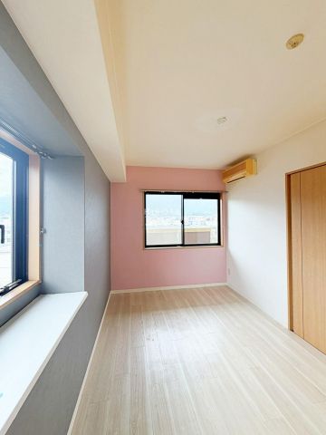 グルメシティ小倉足立店 (213m)