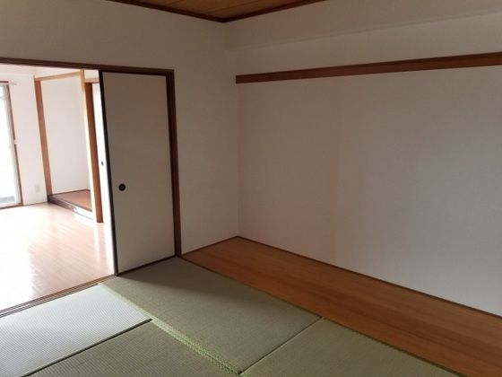 ベッドルーム