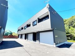 ラグナ・セカGarage02 A棟の外観画像