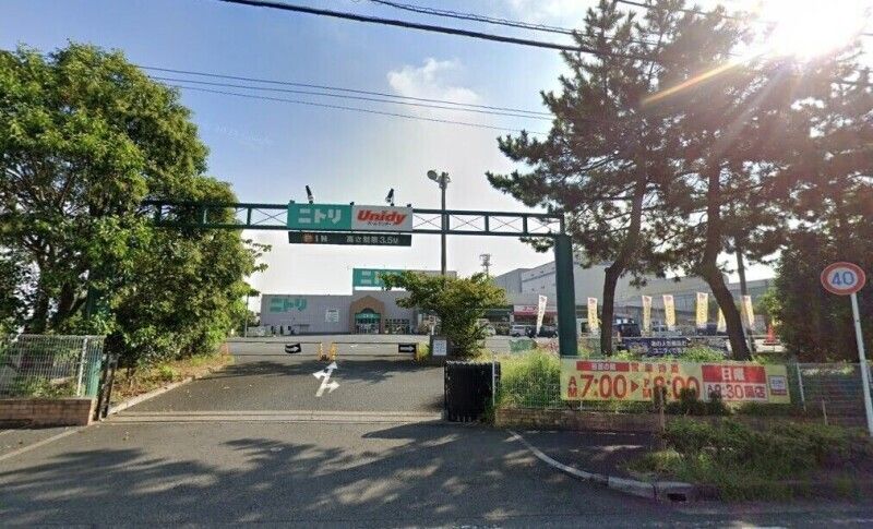近くに施設あり